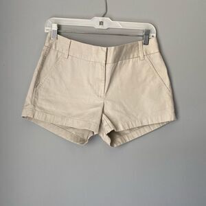 Jcrew women’s Chino front pocket shorts/ size 8/ flat front/ classic/ casual